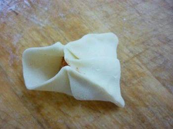 最新的饺子包法-蝴蝶蒸饺的做法图解4