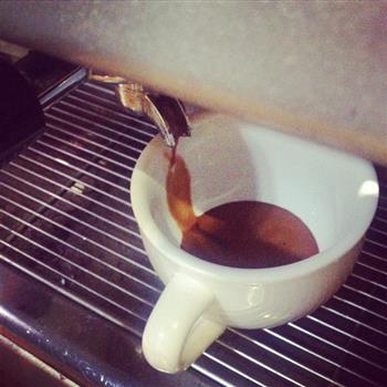 咖啡拉花的做法步骤4