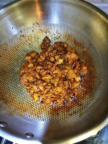 辣椒炒肉的做法步骤4
