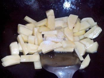 香煎土豆条的做法步骤5