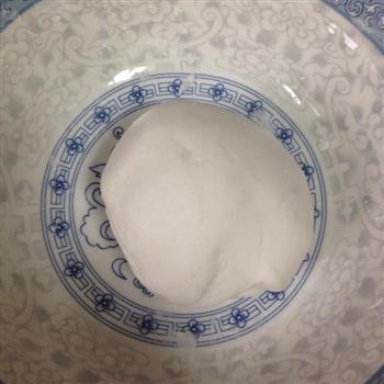 水晶饺子-水晶饺皮的简单做法的做法步骤1
