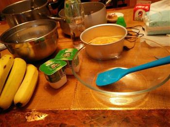 香蕉酸奶慕斯的做法步骤1