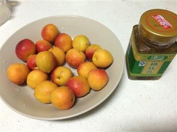 桂花蜜杏的做法步骤1
