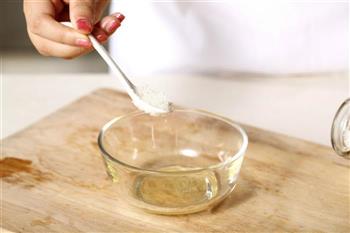 清凉水蜜桃奶昔制作方法的做法图解3