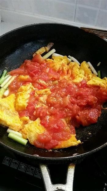 番茄炒蛋.西红柿炒鸡蛋的做法步骤7