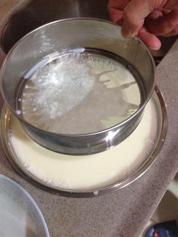 椰蓉牛奶椰汁糕的做法步骤6