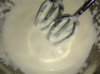 酸奶轻芝士蛋糕的做法步骤3