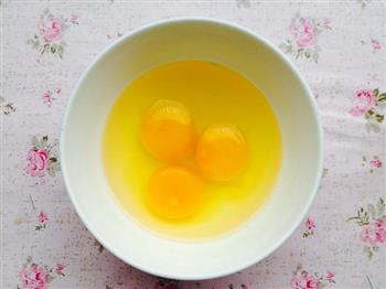 鲜嫩多汁版-番茄炒鸡蛋的做法图解2
