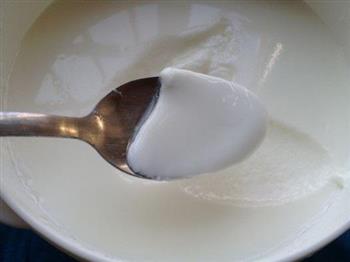 自制蜂蜜酸奶的做法图解4