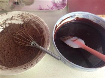 古典巧克力蛋糕电饭锅的做法步骤2