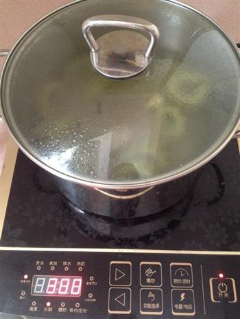 黄豆苦瓜排骨汤的做法步骤7