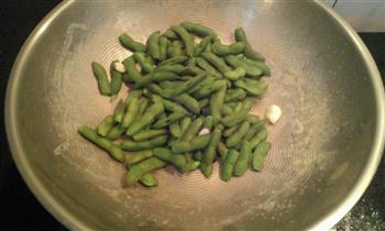 盐水毛豆-依然翠绿的做法步骤5