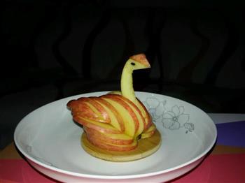 苹果天鹅的做法图解2