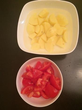私家土豆番茄炖牛肉的做法步骤4