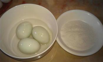 自制出油咸鸭蛋的做法步骤3
