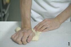 奶香小面包的做法步骤1