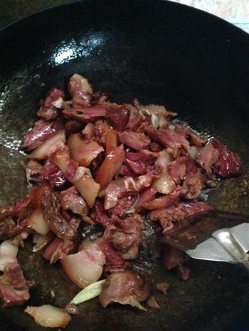 猪头肉炒尖椒的做法步骤3