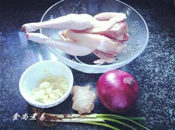 粤式烤全鸡的做法步骤1