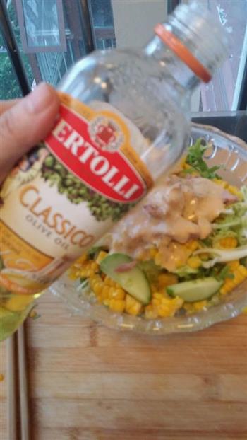 金枪鱼蔬菜沙拉的做法步骤4