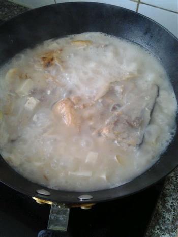 三文鱼头豆腐汤的做法步骤5