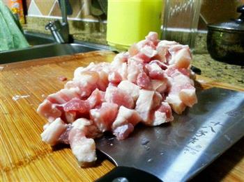 苏式传统笋干红烧肉的做法步骤1
