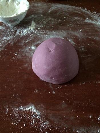 紫薯手擀面的做法图解1