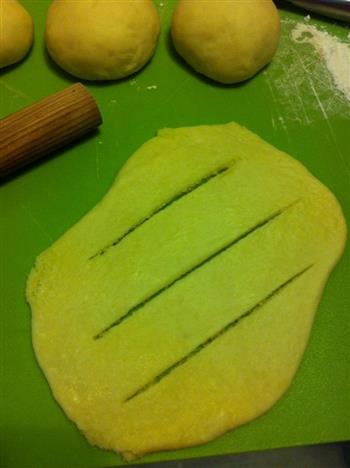 奶香椰蓉面包的做法步骤4