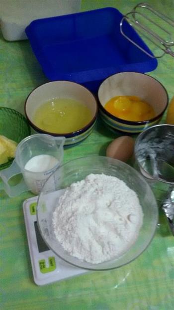 柠檬棉花蛋糕的做法步骤1