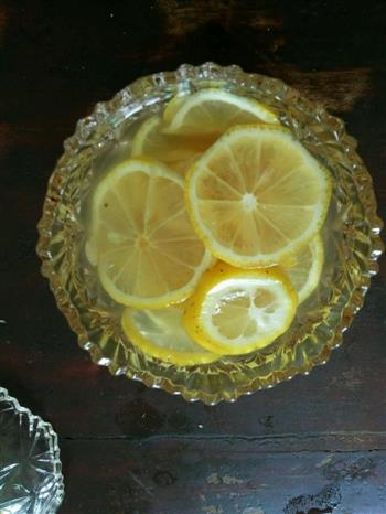 清凉蜂蜜柠檬水的做法步骤3