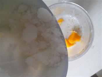 椰浆芒果冰激凌的做法步骤5