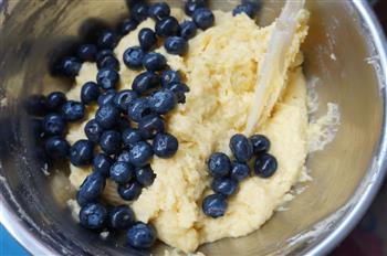 金宝顶蓝莓麦芬-被称为“百富美”的傲娇麦芬的做法步骤9
