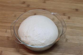 超醇椰浆软面包的做法步骤5