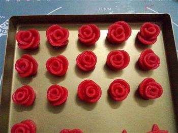 浪漫温馨的七夕情人节-玫瑰饼干的做法步骤14