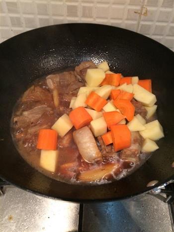 胡萝卜土豆烧排骨的做法步骤7