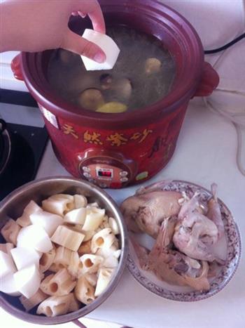 超简单白萝卜杏鲍菇香菇鸡汤的做法步骤4