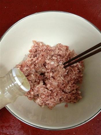 猪肉芹菜馅饺子的做法步骤8