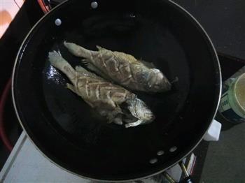 红烧黄鱼的做法步骤2