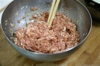 天津家常菜-猪肉冬瓜丸子汤的做法步骤3