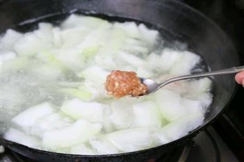 天津家常菜-猪肉冬瓜丸子汤的做法步骤5