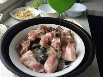 宴席上的一道大菜-野生甲鱼炖五花肉的做法步骤5