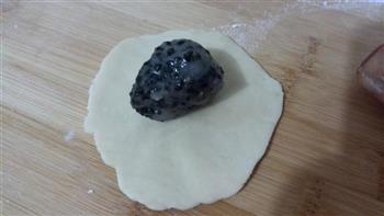 黑麻糯米老婆饼的做法步骤6