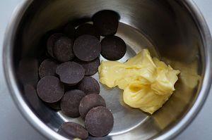 超有料的巧克力软曲奇的做法步骤1