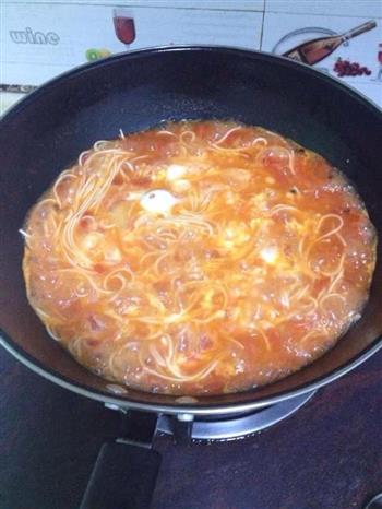 番茄飞蛋挂面汤的做法图解7