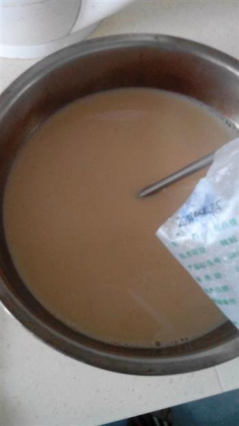 自制奶茶的做法步骤8