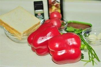 凤尾番茄烤柿子椒的做法图解1
