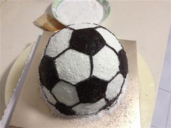 足球蛋糕的做法步骤9