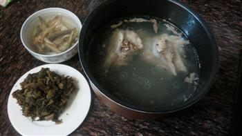 立秋的疙瘩面鱼汤的做法步骤2