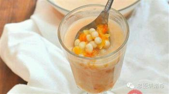 立秋佳品-椰汁木瓜甜汤的做法步骤1