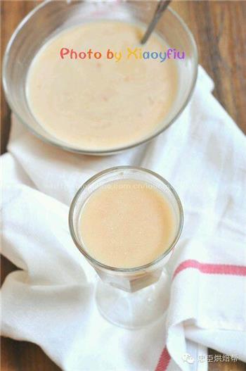 立秋佳品-椰汁木瓜甜汤的做法步骤2