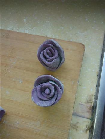 紫薯玫瑰的做法步骤2